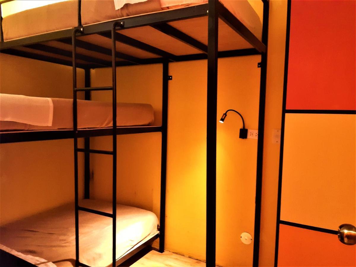 Happy Tree Hostel Peru Lima Extérieur photo